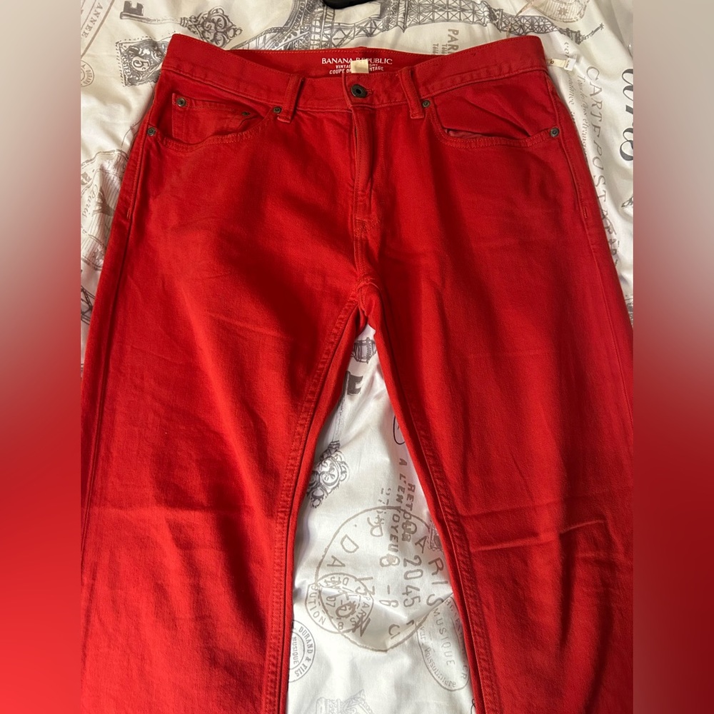 Banana republic vintage straight men’s jeans in red